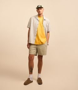 Bermuda em Algodão com Cós Elástico e Textura