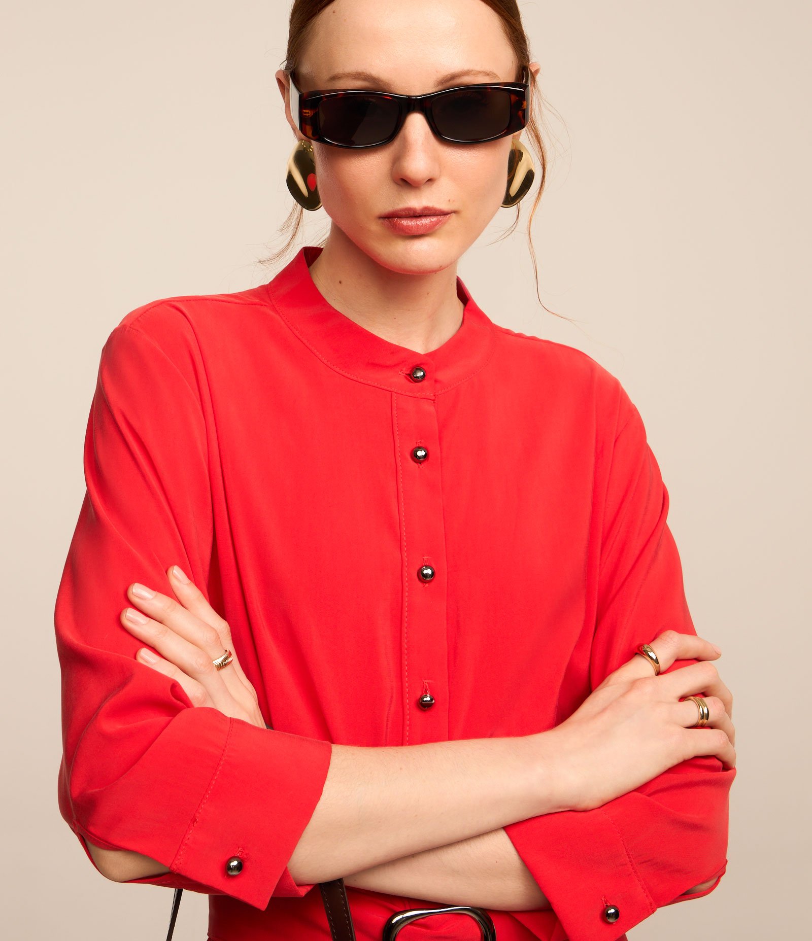 Vestido Alfaiatado com Abotoamento Frontal e Cinto Fivela Vermelho 6