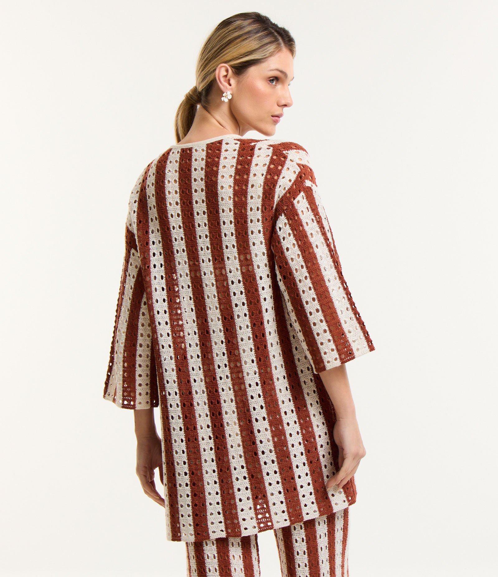 Saída de Praia Kimono em Crochê Listrado com Vazados Marrom/Off White 3