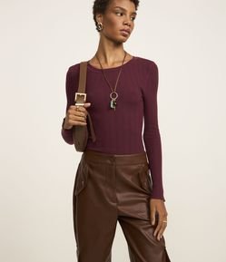 Suéter em Tricô com Textura Canelada