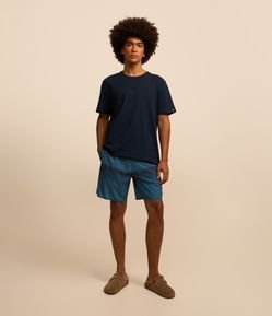 Bermuda com Listras e Cós com Cordão