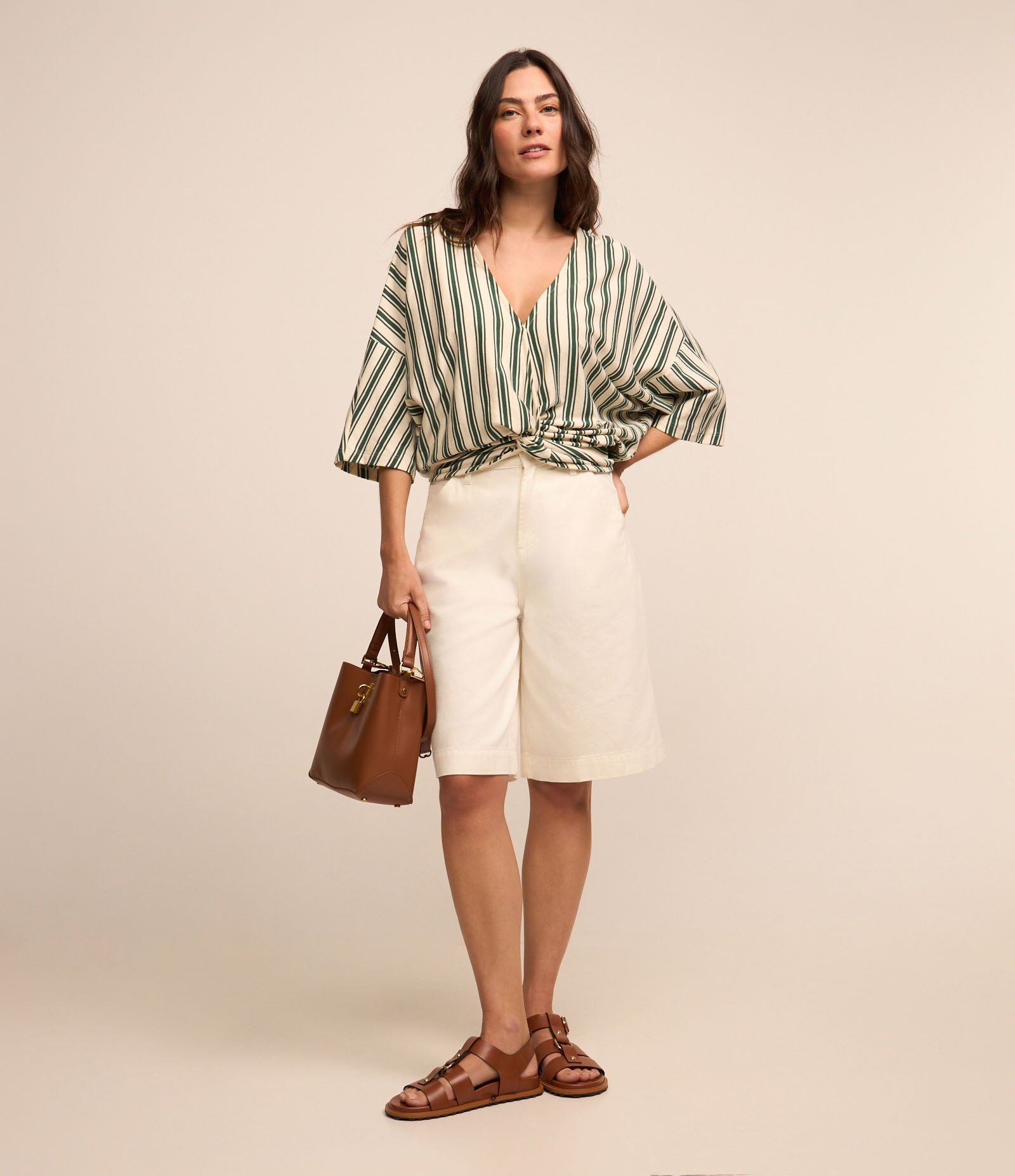 Blusa em Malha de Algodão com Detalhe Torcido na Barra e Estampa Listras Verde/ Branco 3