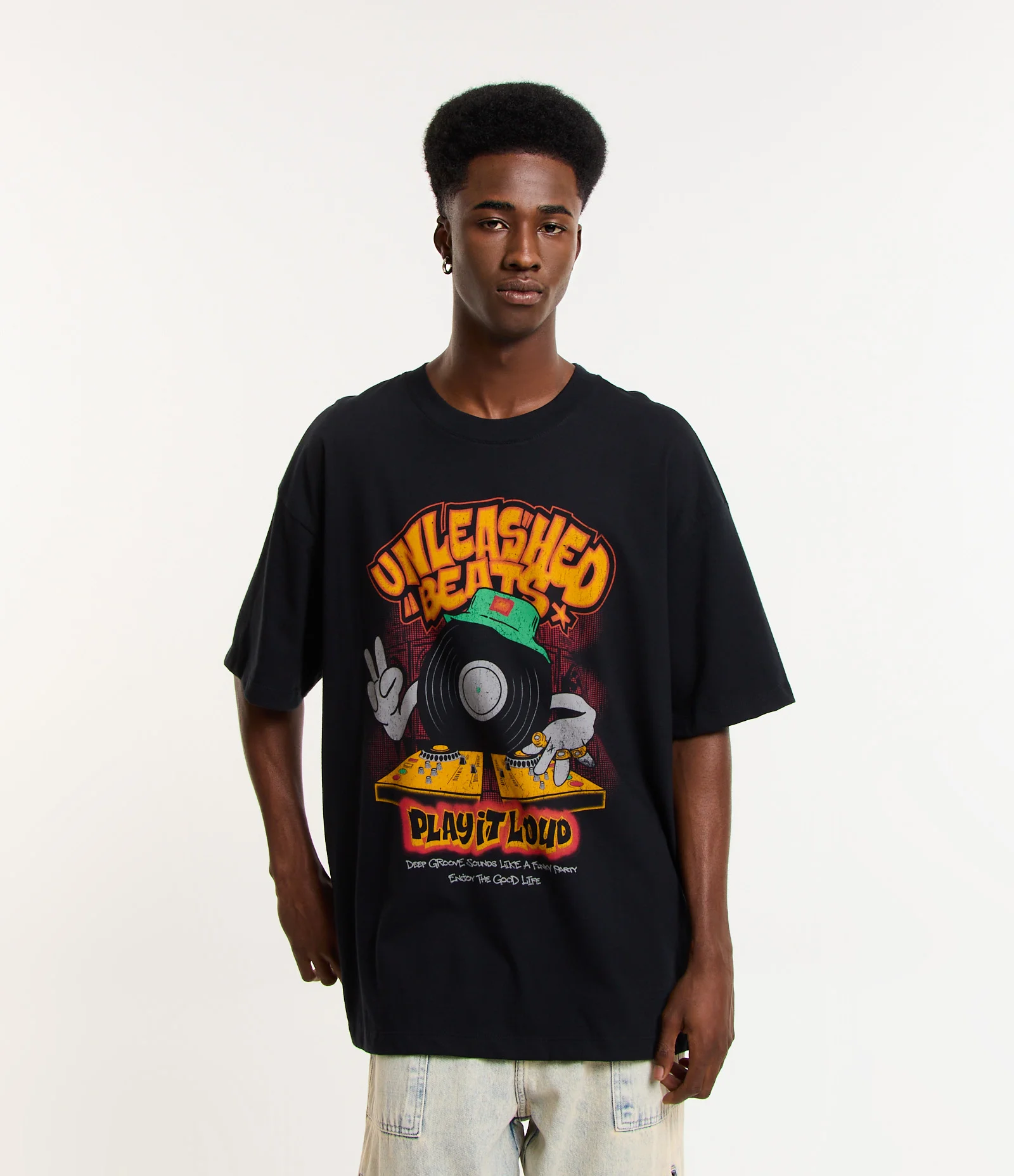 Camiseta Oversized em Algodão com Estampa Disco Unleashed Beats Preto 1