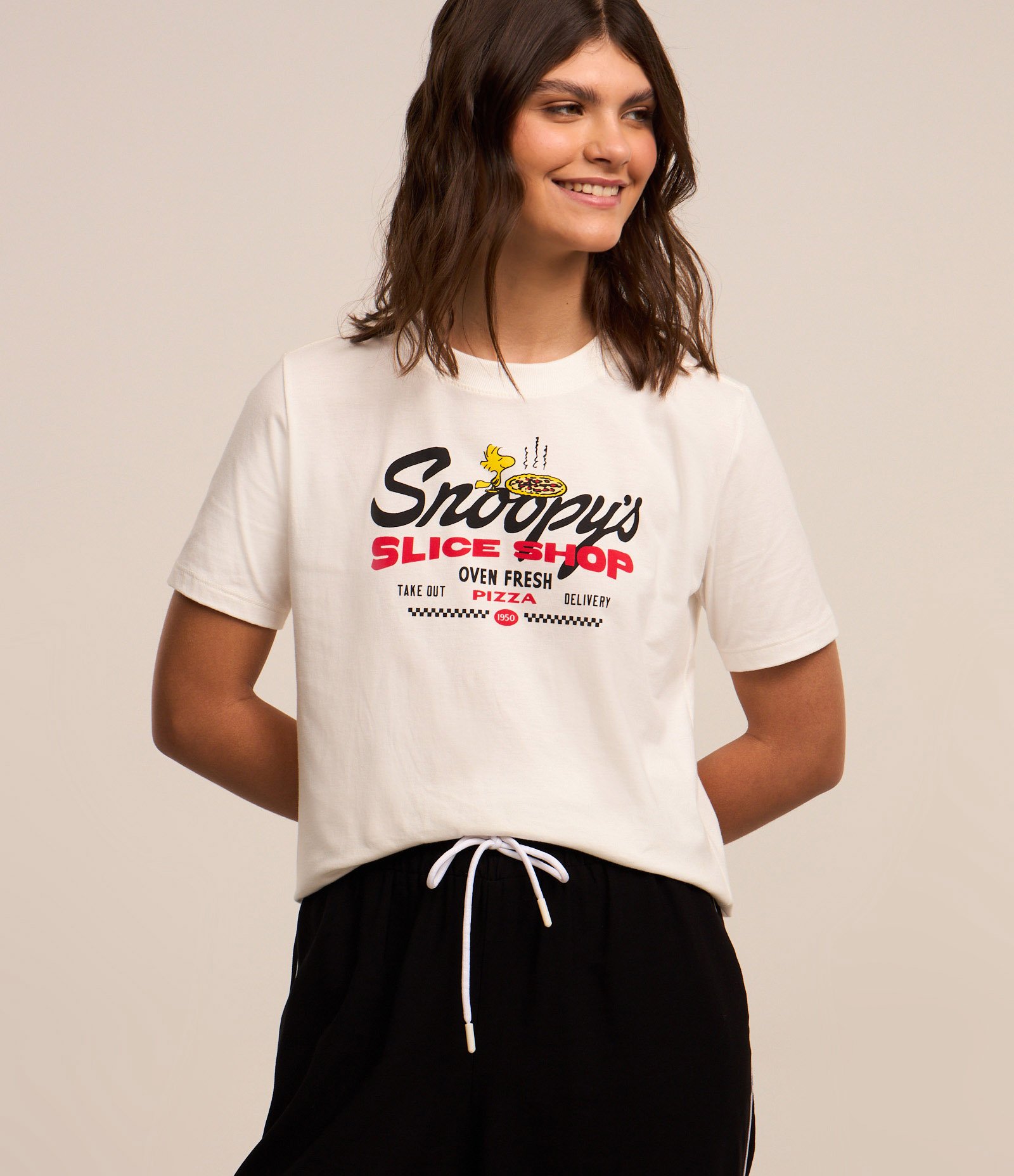 Camiseta Alongada em Algodão com Estampa do Snoopy Pizza Branco 3