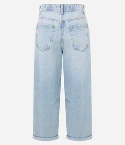 Calça Baggy em Jeans Delavê com Recortes no Bolsos e Joelhos