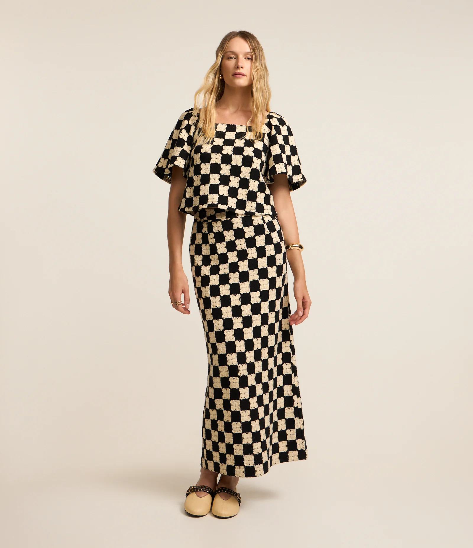 Blusa em Algodão com Efeito Crochê Xadrez Preto/Branco 2