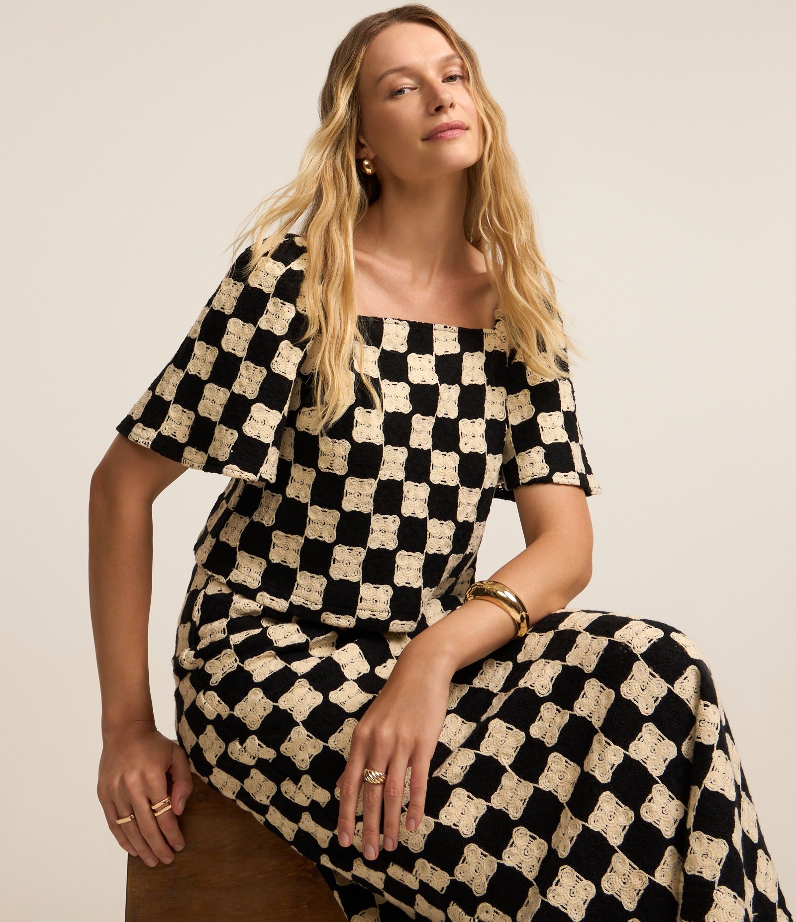 Blusa em Algodão com Efeito Crochê Xadrez Preto/Branco 5