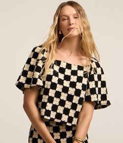 Blusa em Algodão com Efeito Crochê Xadrez