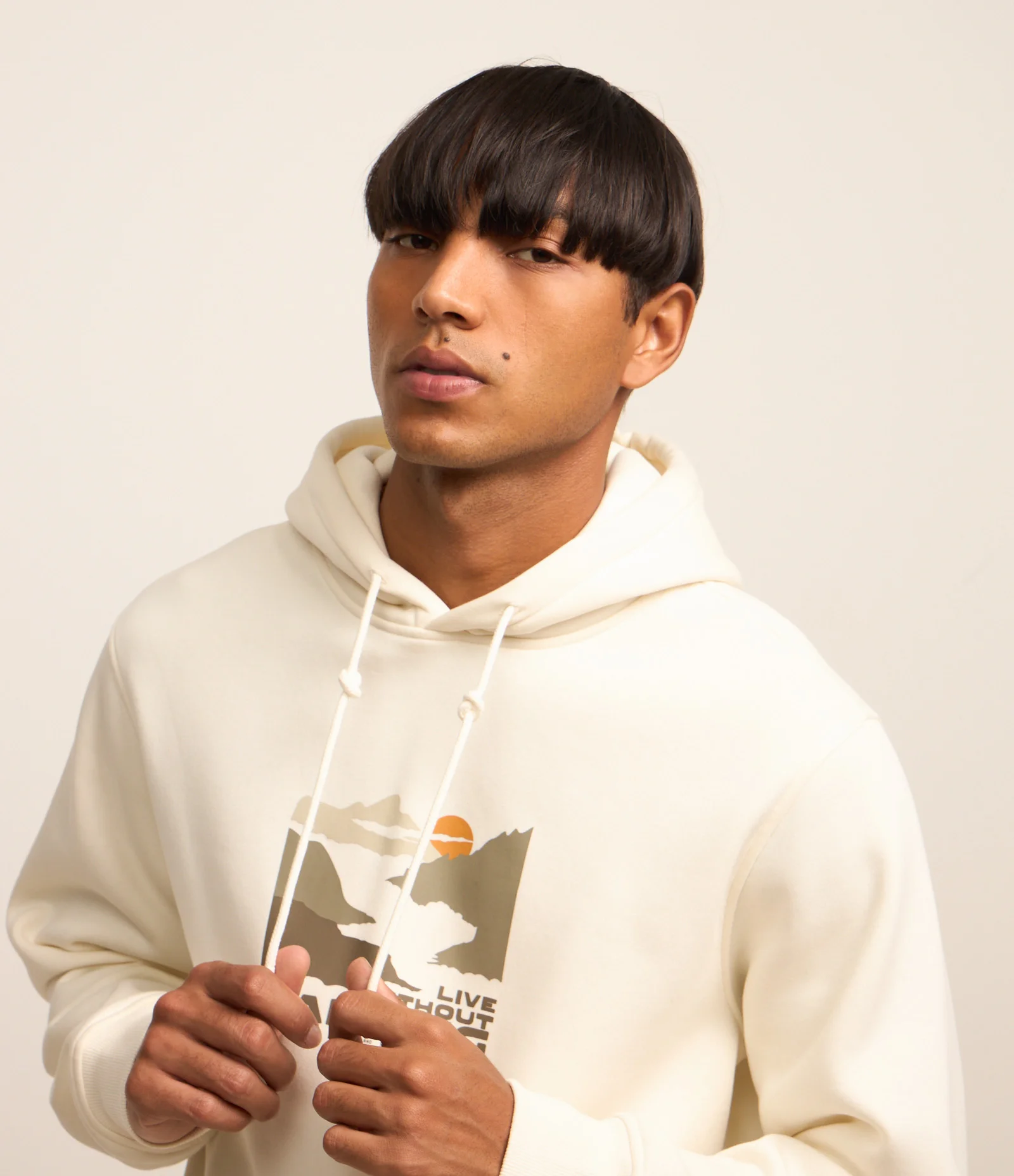 Blusão Comfort em Moletom com Estampa Lettering Branco 1