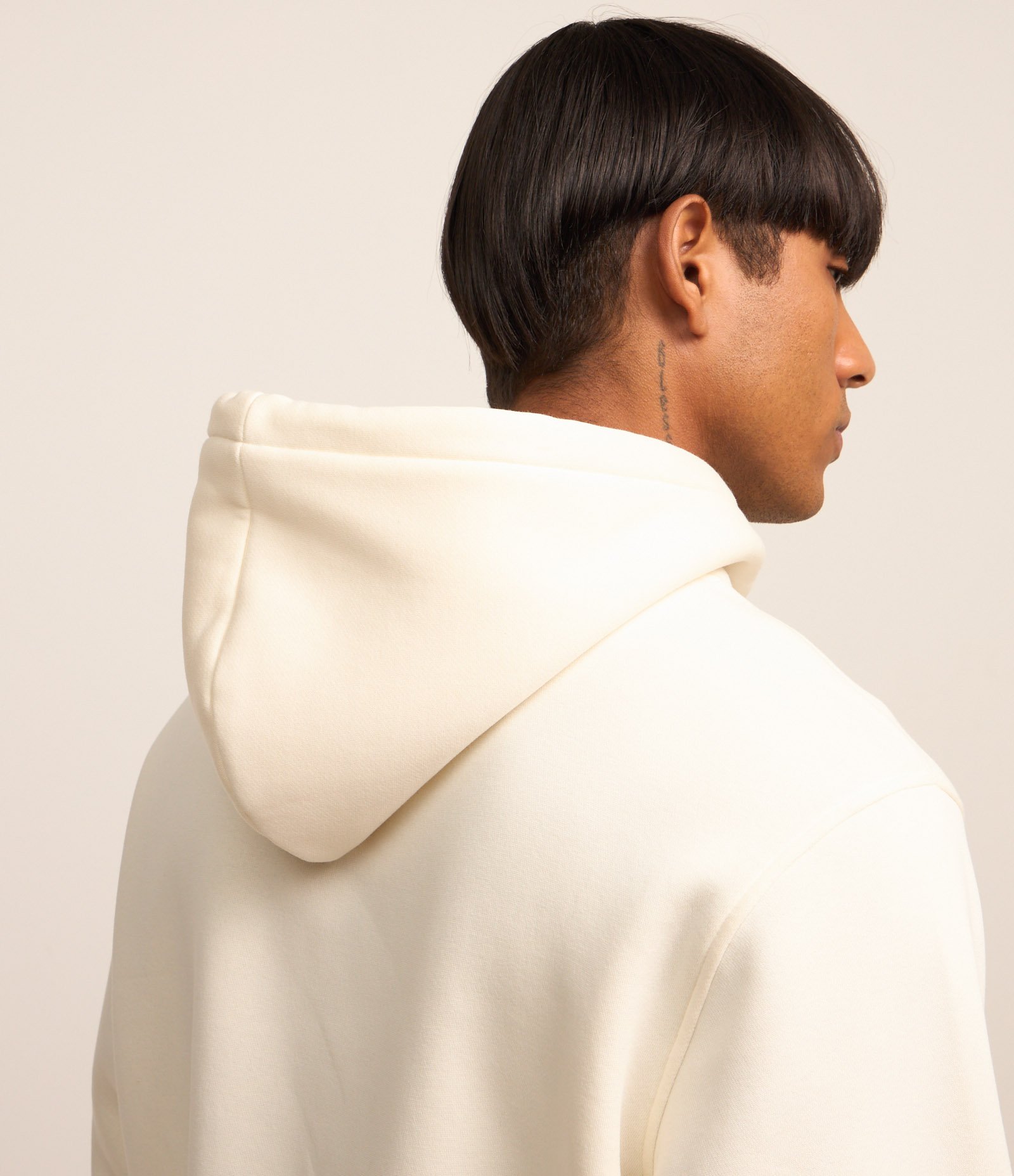 Blusão Comfort em Moletom com Estampa Lettering Branco 4