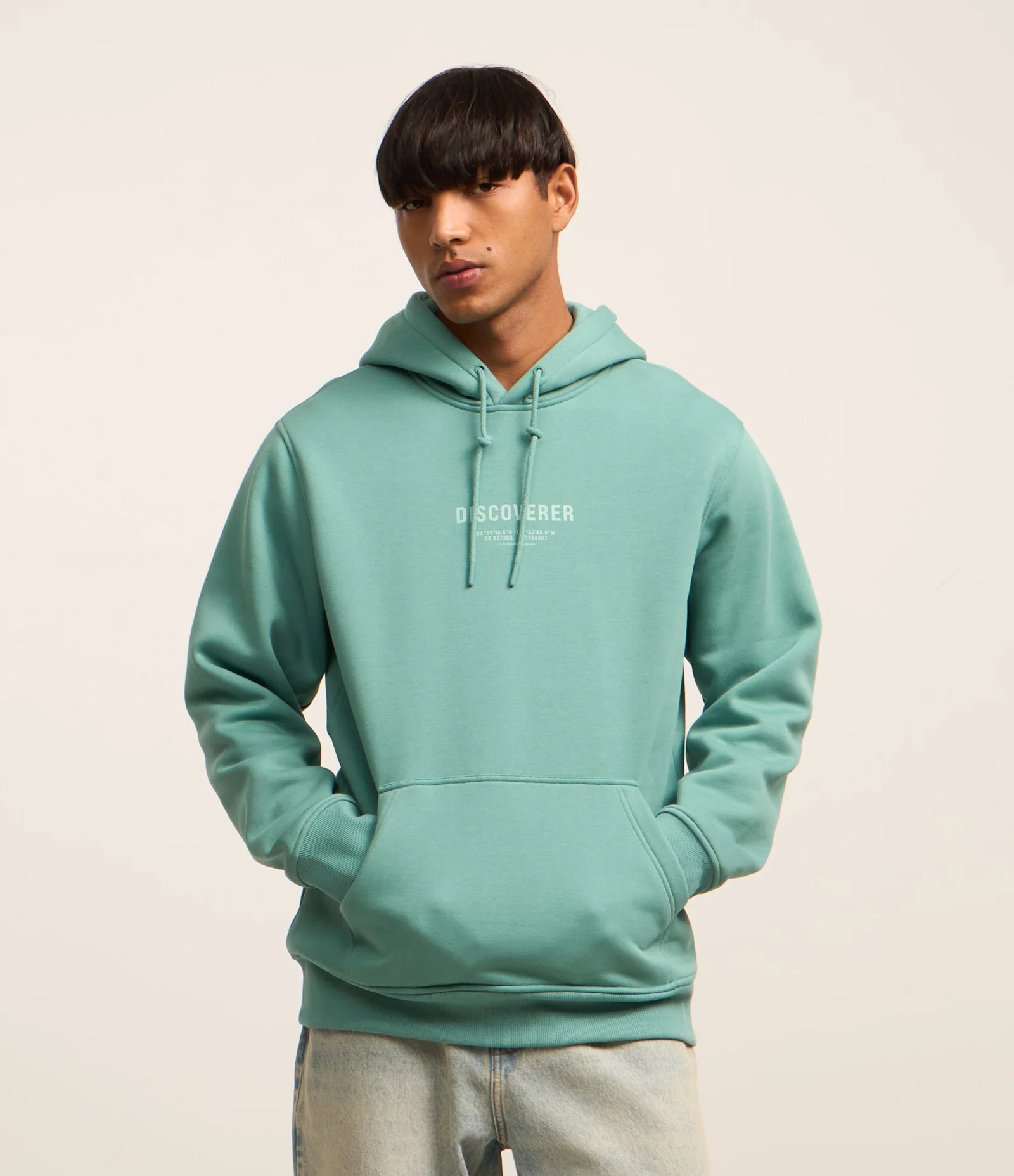 Blusão Comfort em Moletom com Estampa Lettering e Capuz Verde 1