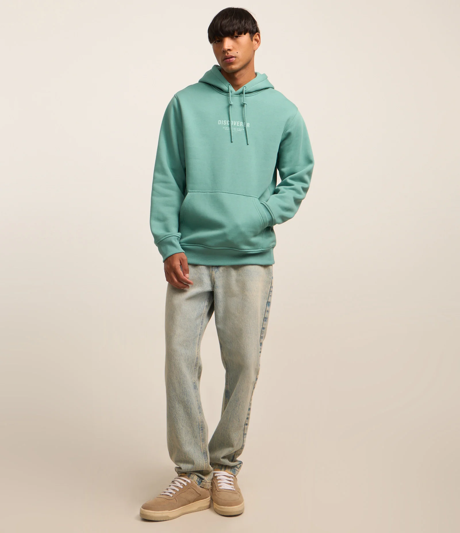 Blusão Comfort em Moletom com Estampa Lettering e Capuz Verde 2