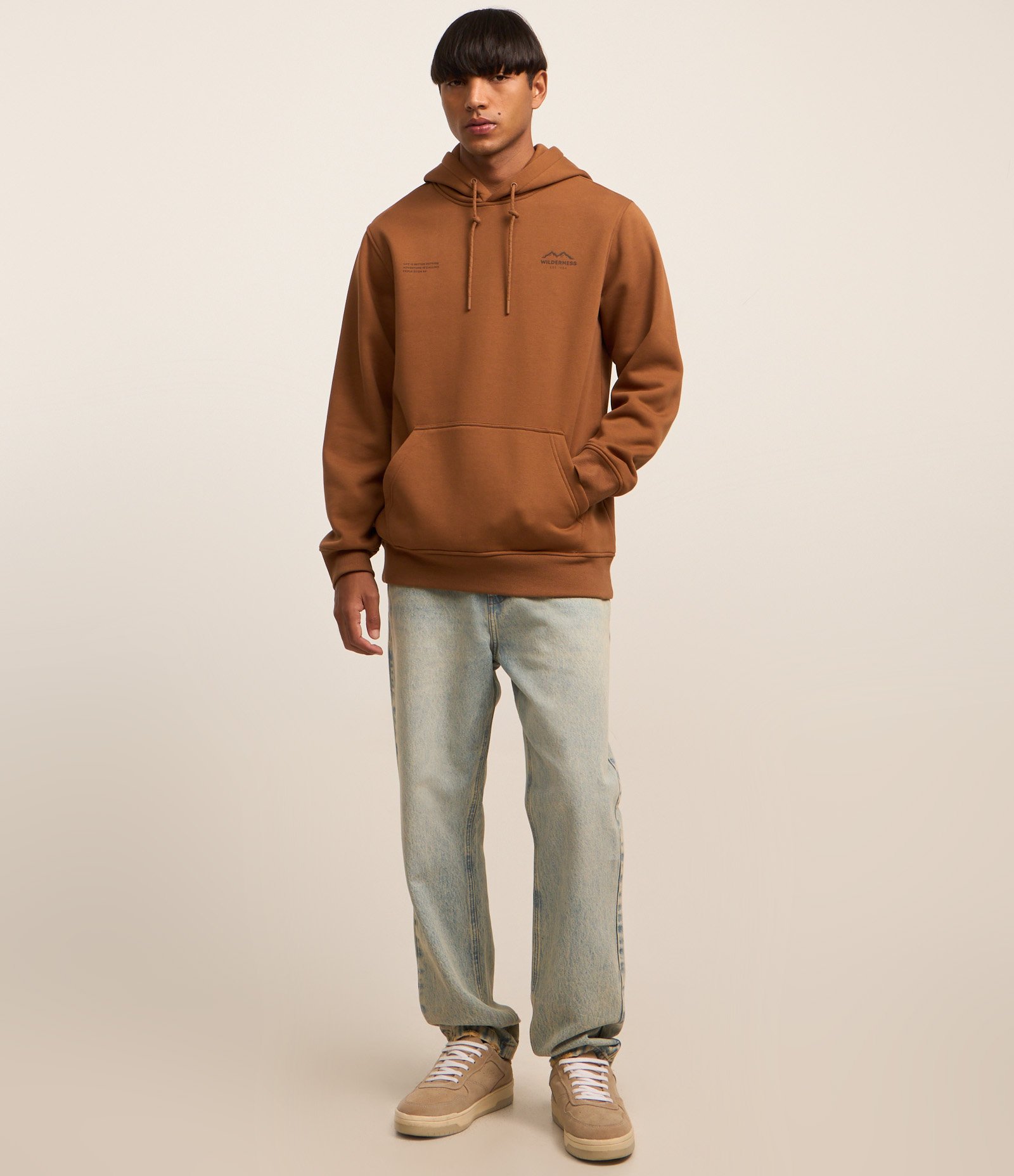 Blusão Comfort em Moletom com Estampa Lettering Marrom 2