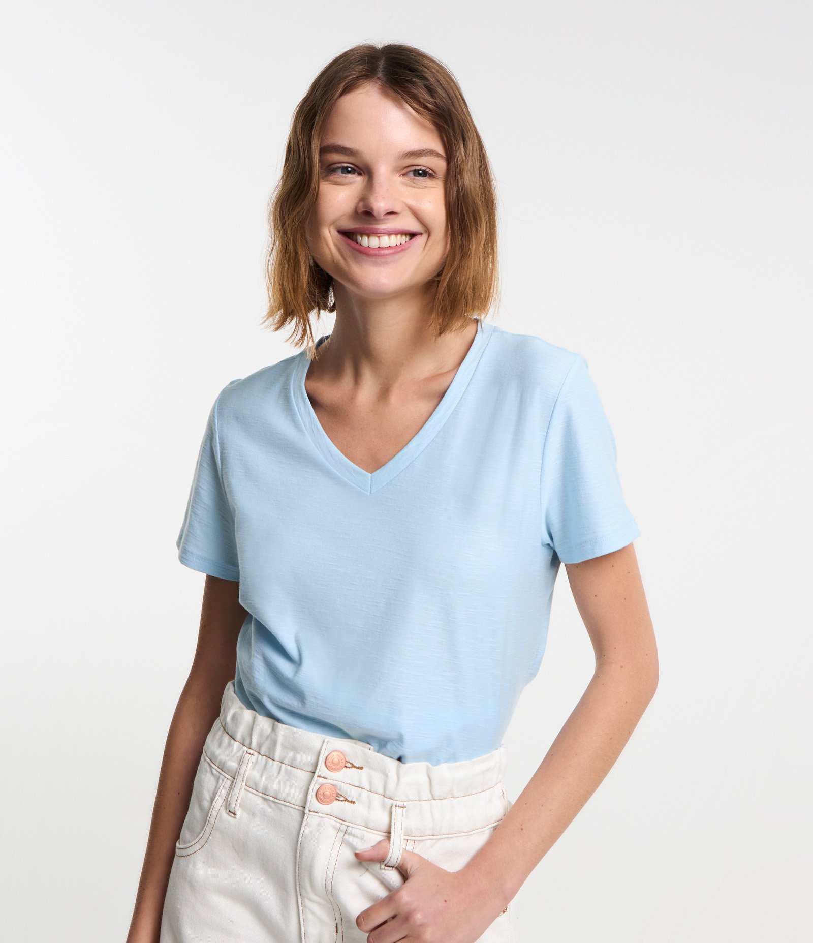 Blusa T-shirt em Algodão Flame com Gola V Azul 1