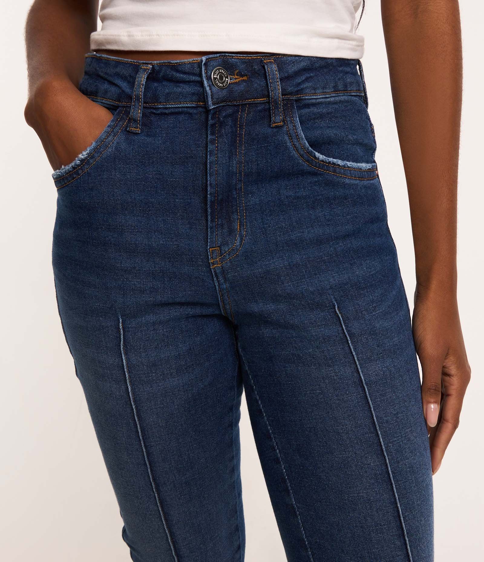 Calça Skinny em Jeans com Frisos Recortados Azul 3
