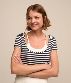 Blusa em Algodão com Listras e Detalhe de Regata Interno
