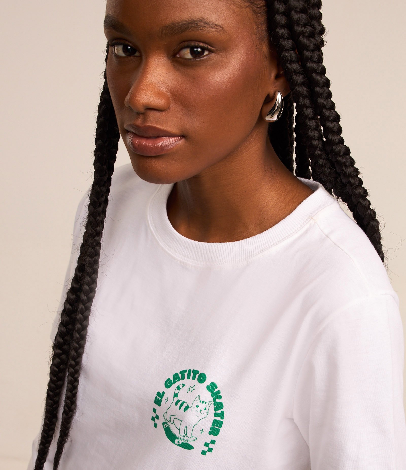 Camiseta Alongada em Algodão com Estampa de Gatinho Skatista Branco 4