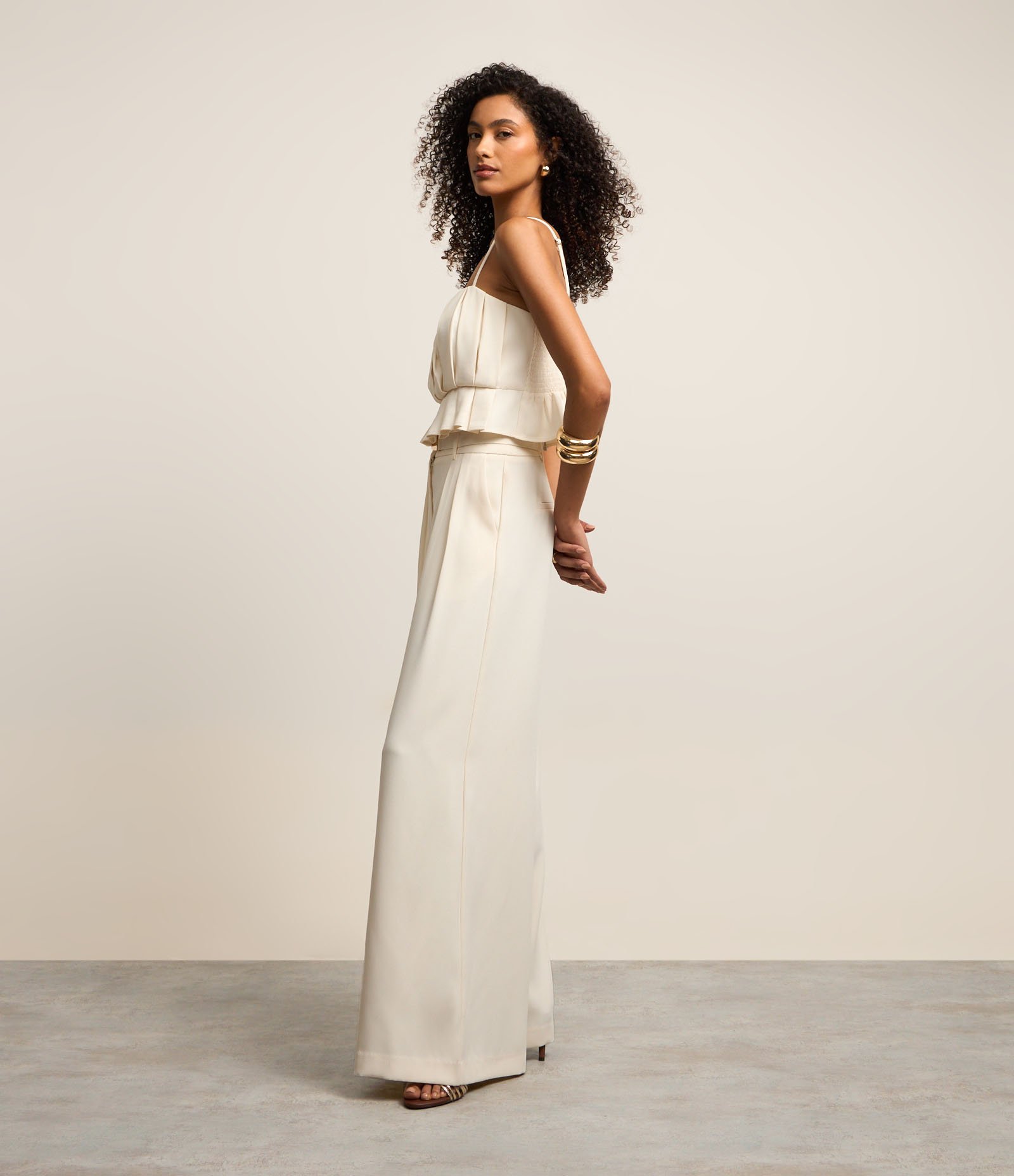 Calça Wide Leg em Crepe com Cinto e Bolsos Branco 6