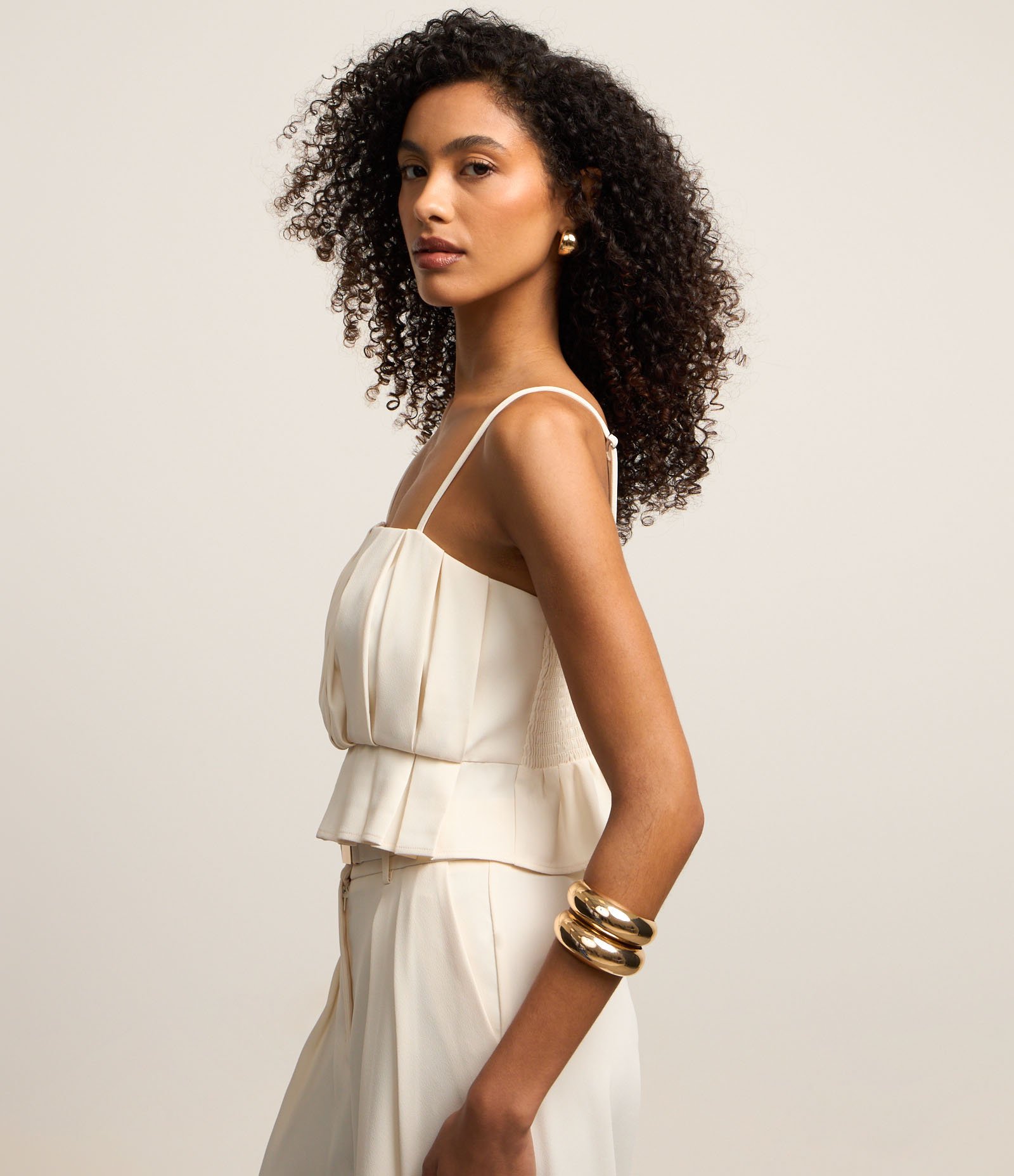 Blusa Cropped em Crepe com Pregas e Lastex nas Costas Branco 5