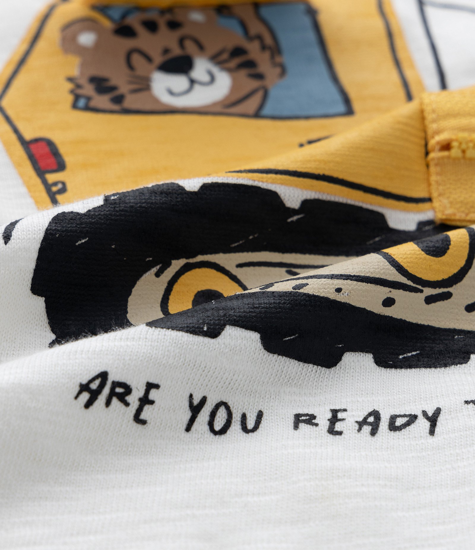 Camiseta Infantil com Estampa Interativa de Trator - Tam 1 a 6 Anos Branco Neve 3