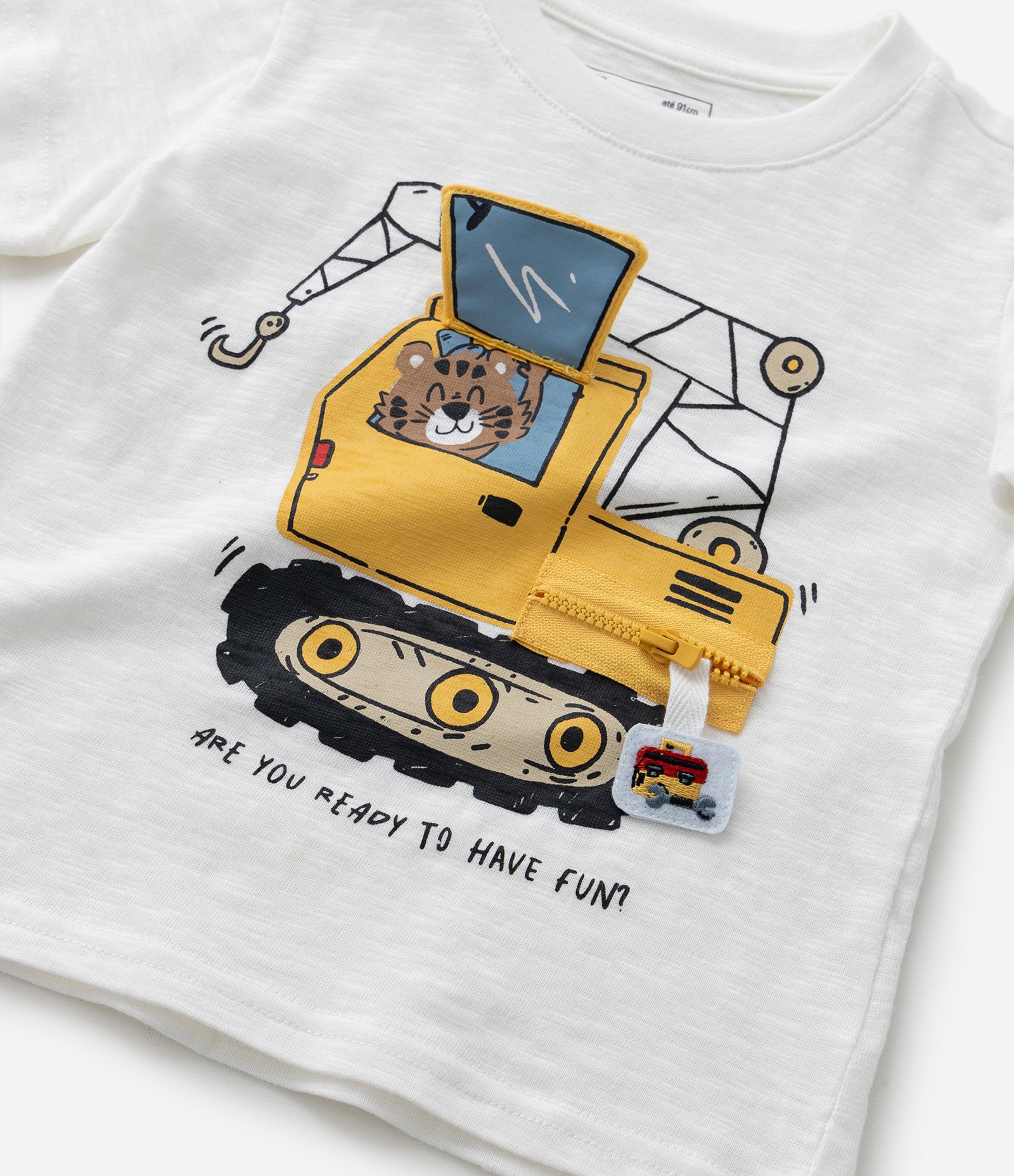 Camiseta Infantil com Estampa Interativa de Trator - Tam 1 a 6 Anos Branco Neve 4