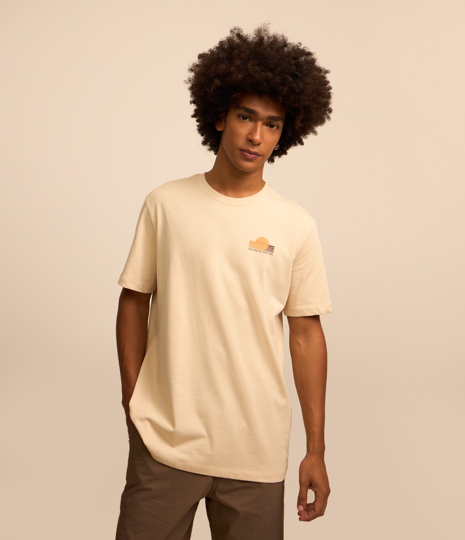 Camiseta Comfort em Malhão com Estampa Wild Outside Life Bege 2