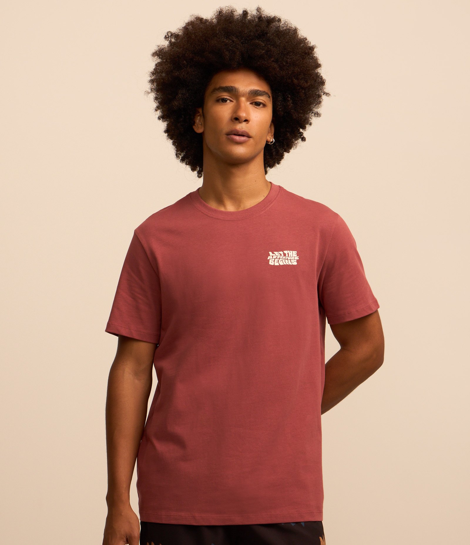 Camiseta Comfort em Algodão com Estampa Lettering Rosa 2