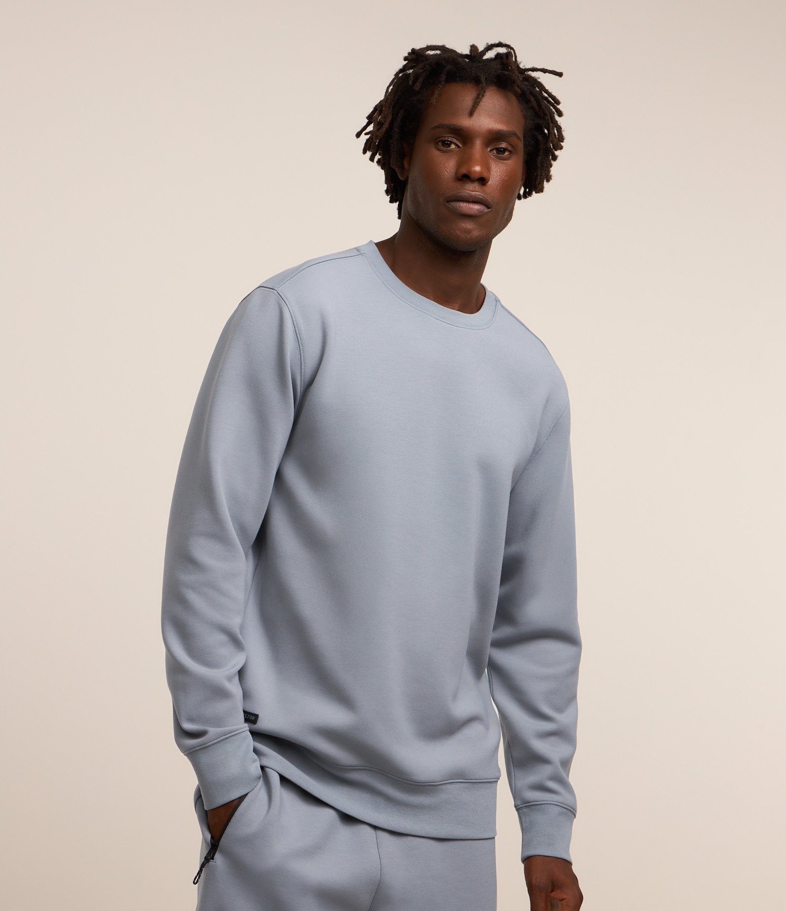 Casaco Fechado Esportivo com Punho Ajustado e Etiqueta Aplicada Cinza 1