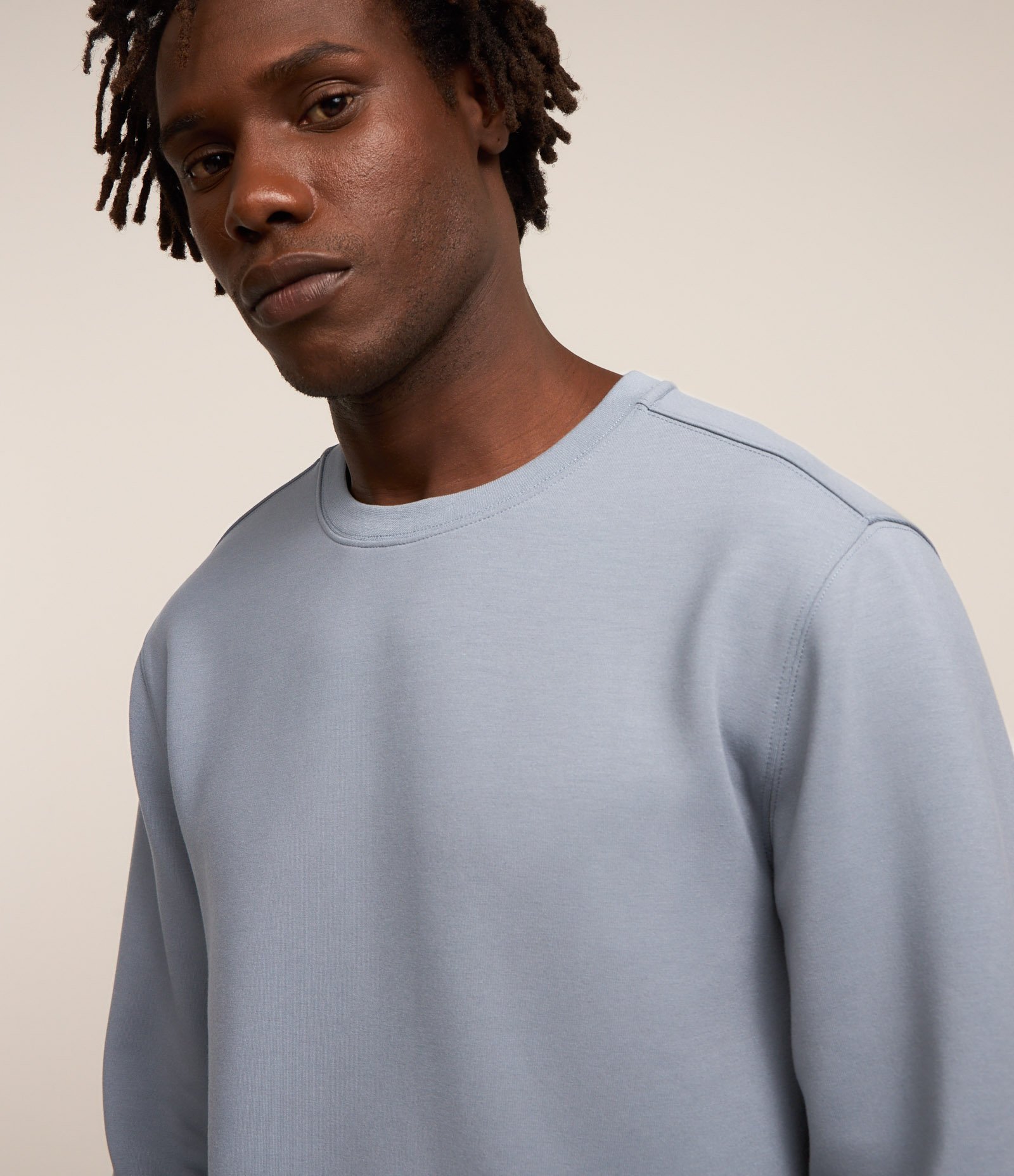 Casaco Fechado Esportivo com Punho Ajustado e Etiqueta Aplicada Cinza 3