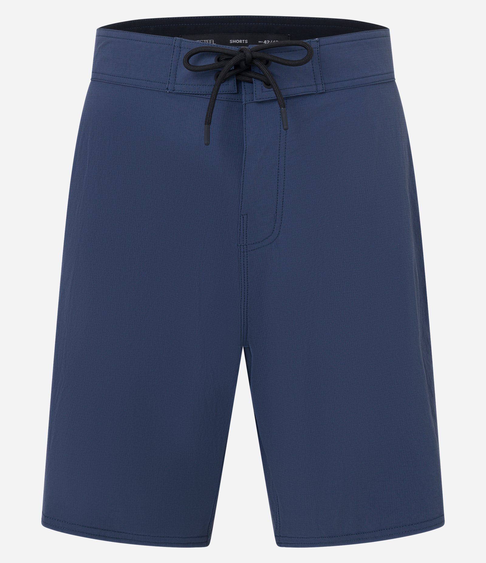 Bermuda Básica com Cordão e Patch Azul Marinho 5
