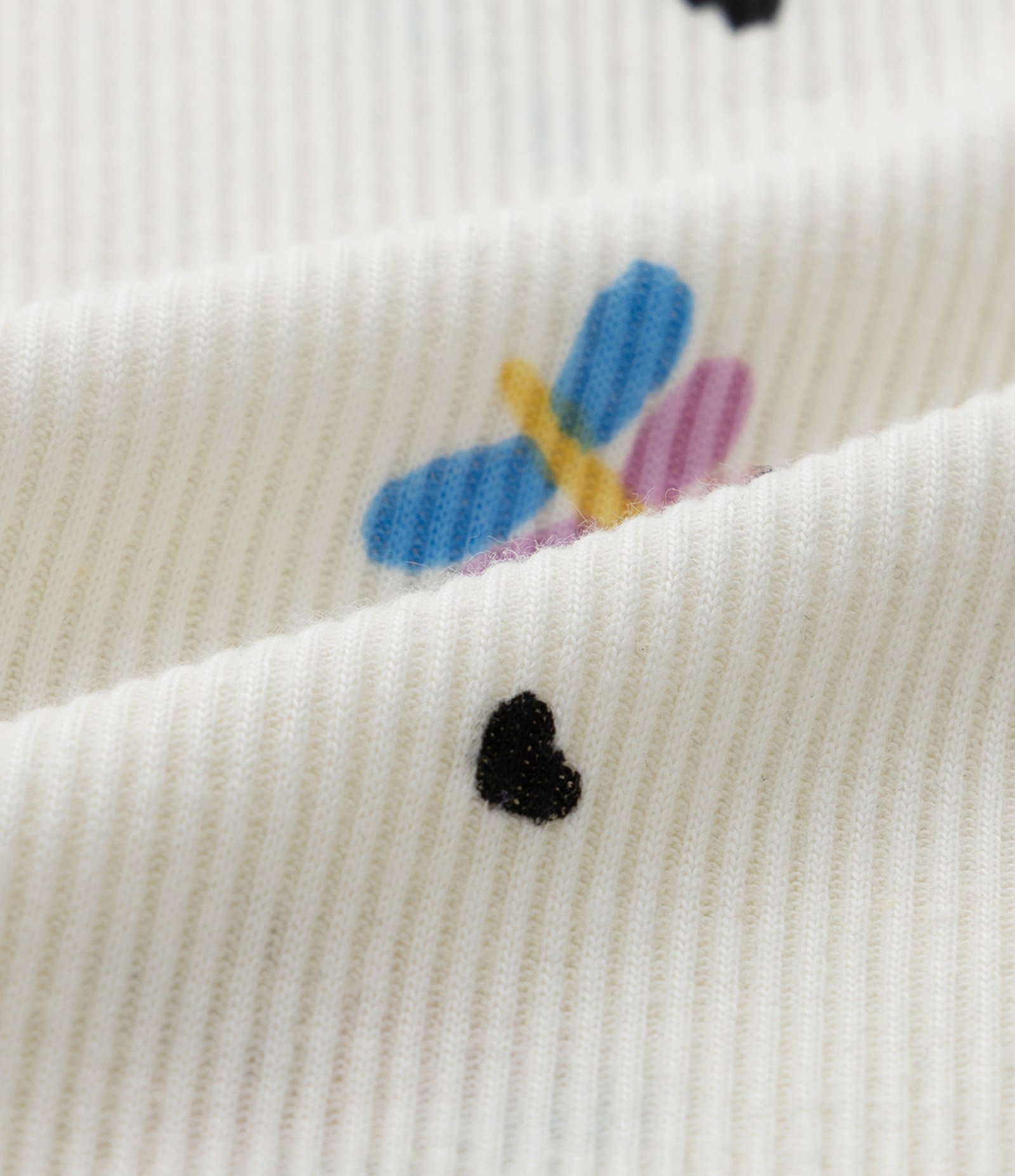 Blusa Infantil com Estampa de Borboletas e Corações Detalhe de Babado - Tam 1 a 5 Anos Off White 3