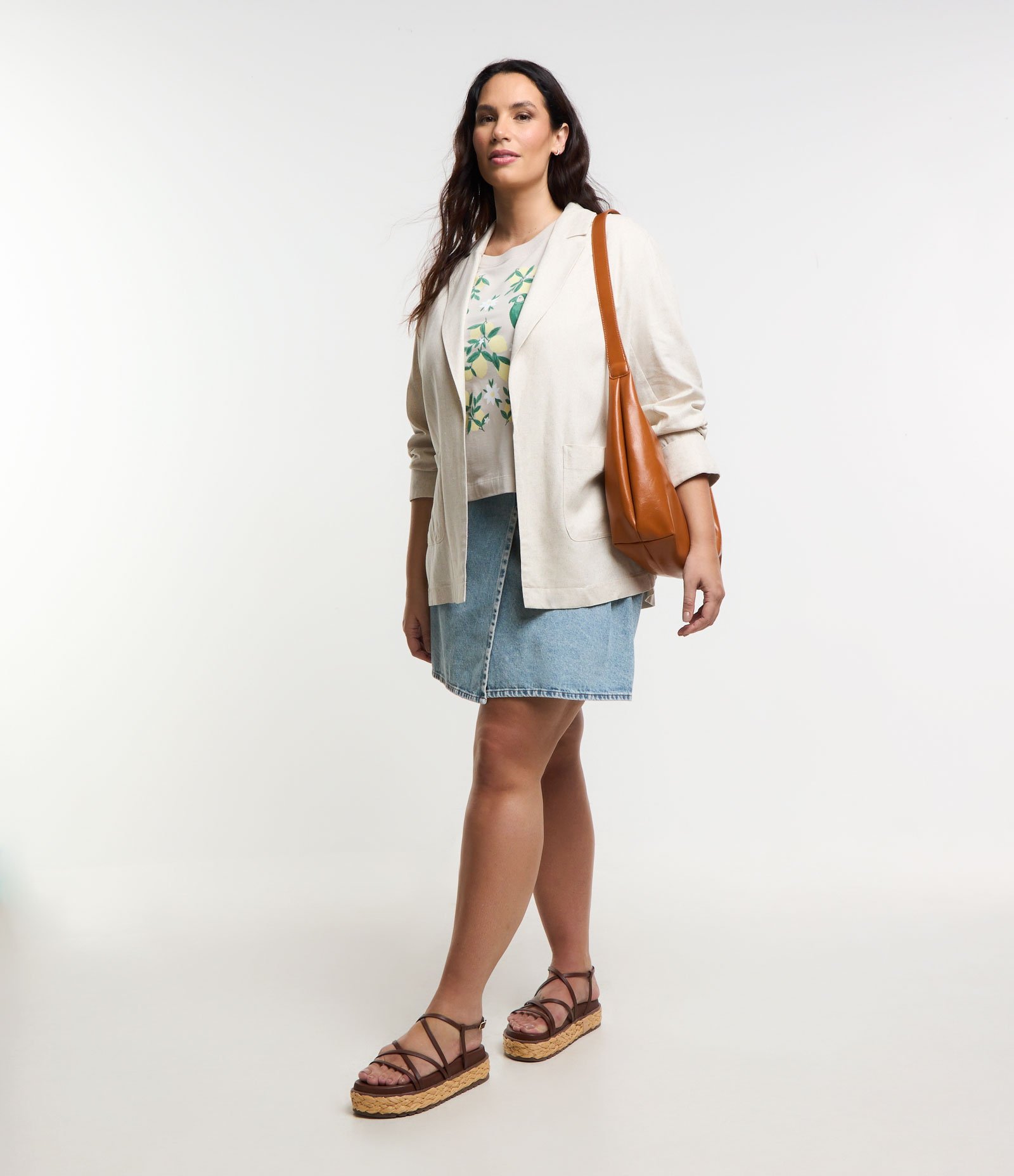 Blazer Alongado com Linho Efeito Cru Curve & Plus Size Bege 2