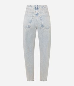 Calça Mom em Jeans com Dirty Washed
