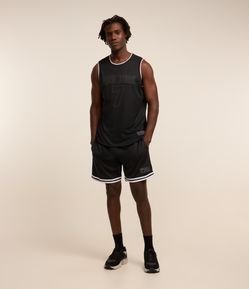Bermuda Esportiva de Basquete com Detalhe