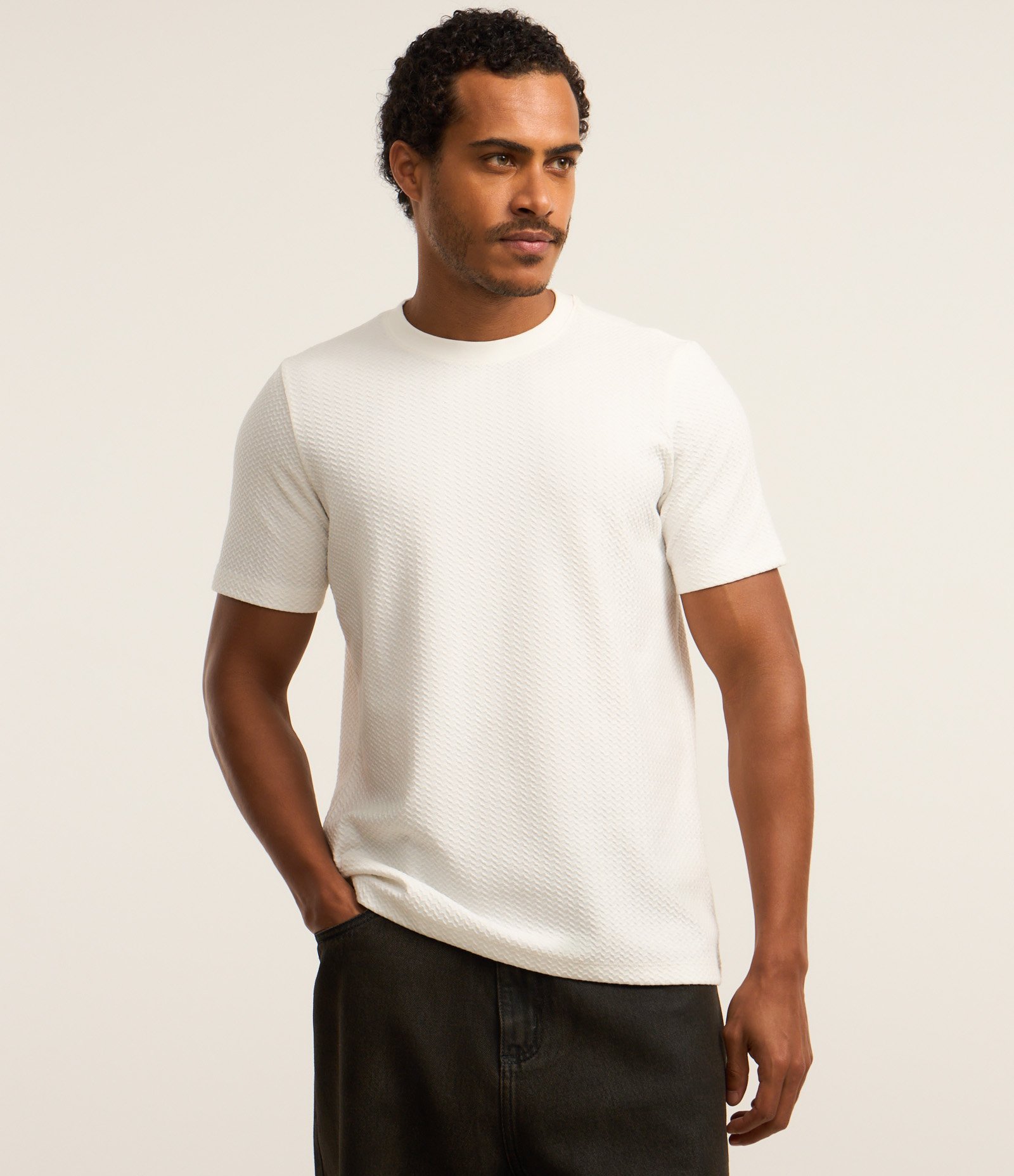 Camiseta Básica em Algodão com Textura Branco 1