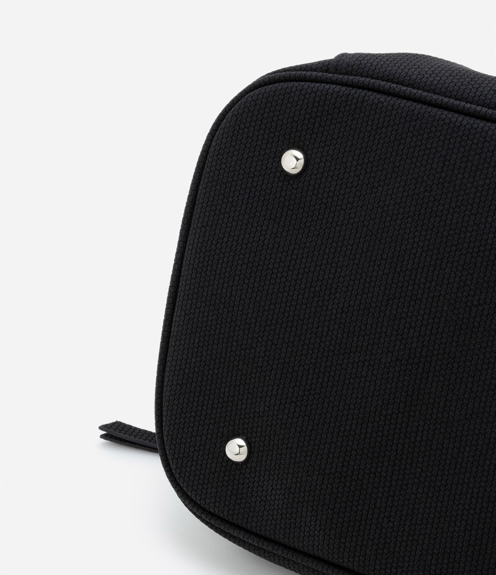 Bolsa Mala Grande com Zíper Contrastante e Alça Dupla Preto 6