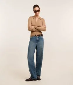 Blusa em Viscose com Gola V e Lapela