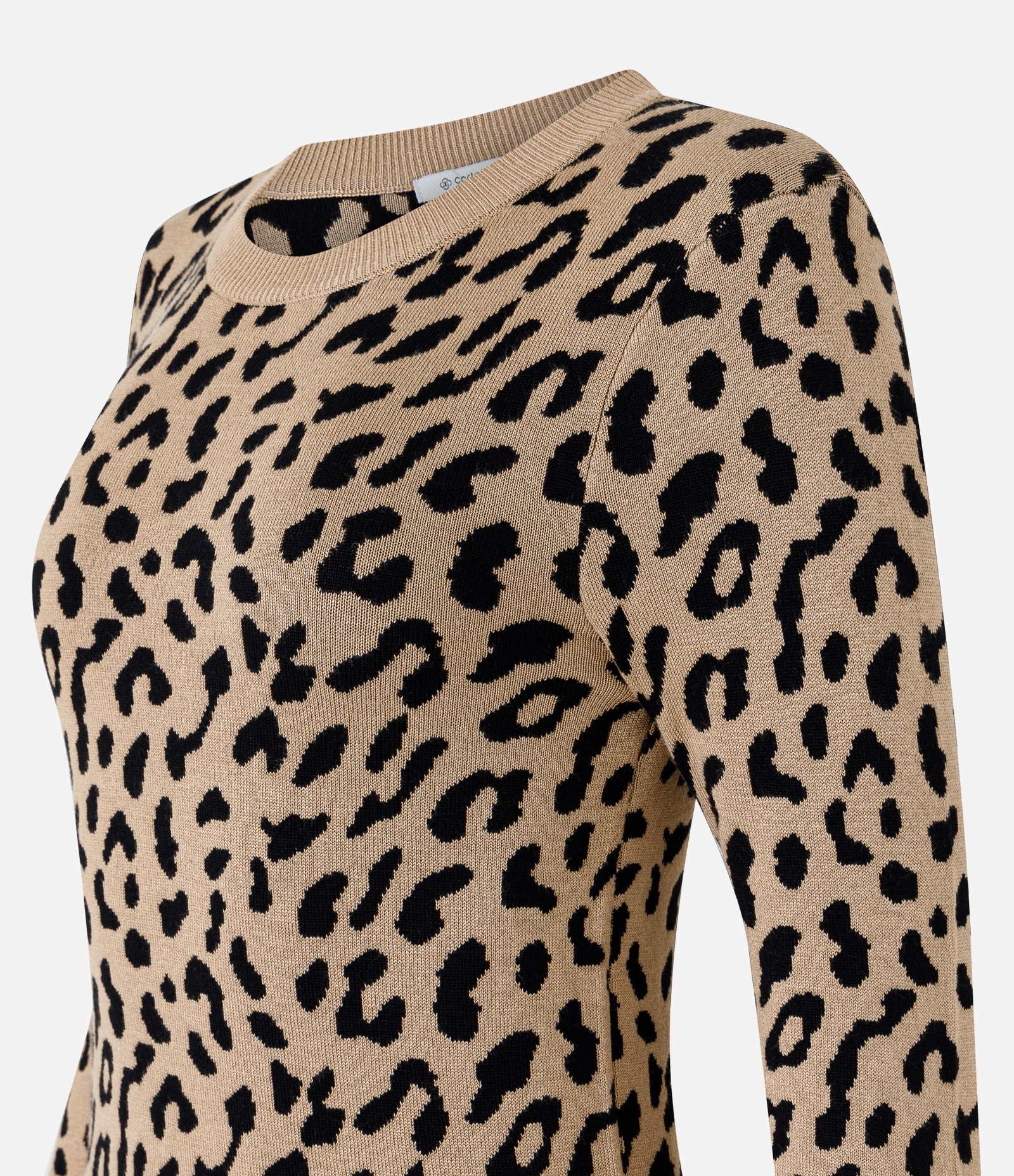 Blusa em Tricot com Ombreira Estampa Animal Print Bege 2