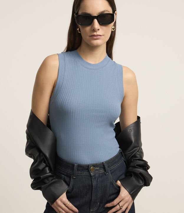 Blusa sem Manga em Ribana com Textura Canelada