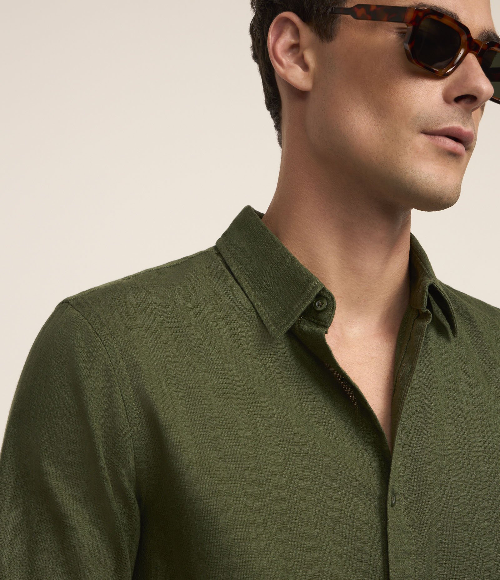 Camisa em Algodão com Textura em Listras Verticais Verde 3