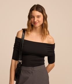 Blusa Manga 3/4 com Dobra e Decote Ombro a Ombro