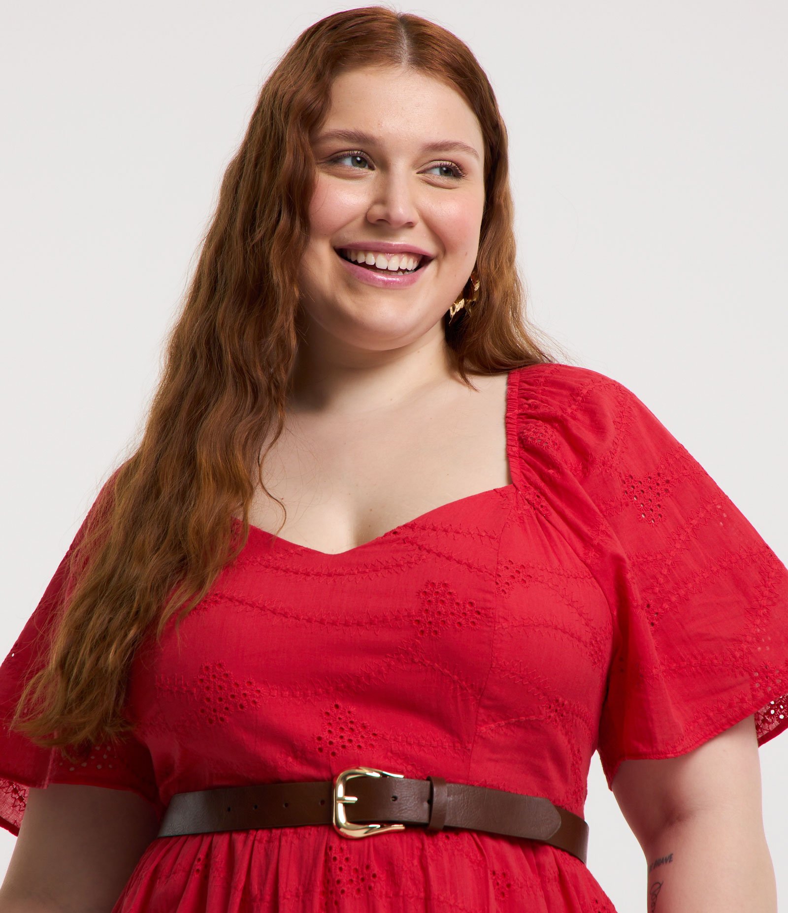 Vestido Midi em Laise com Manga Bufante Curve & Plus Size Vermelho 4