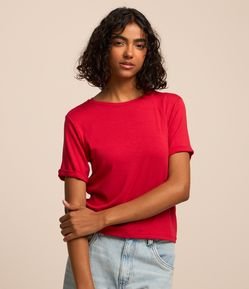 Blusa Básica em Viscose com Manga Dobrada