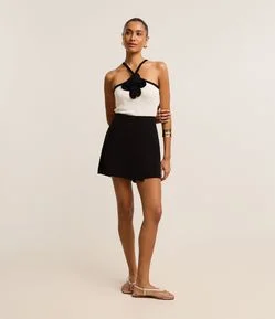 Short Saia em Crepe com Transpasse Envelope