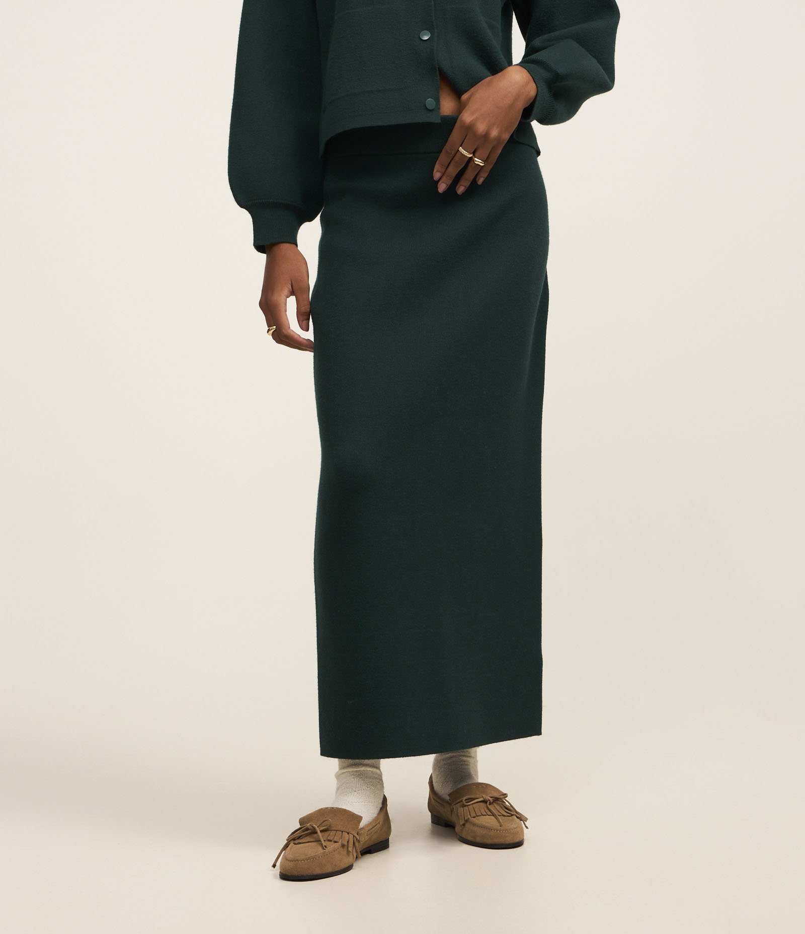 Saia Midi em Tricô com Textura Verde 3