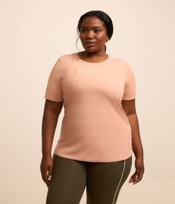 Camiseta Esportiva Alongada em Tecnologia Dry Curve & Plus Size