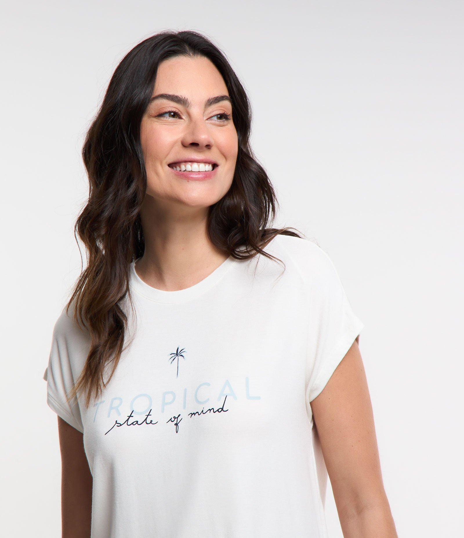Pijama Short Doll em Viscose com Estampa de Listras Branco Neve/Azul 3