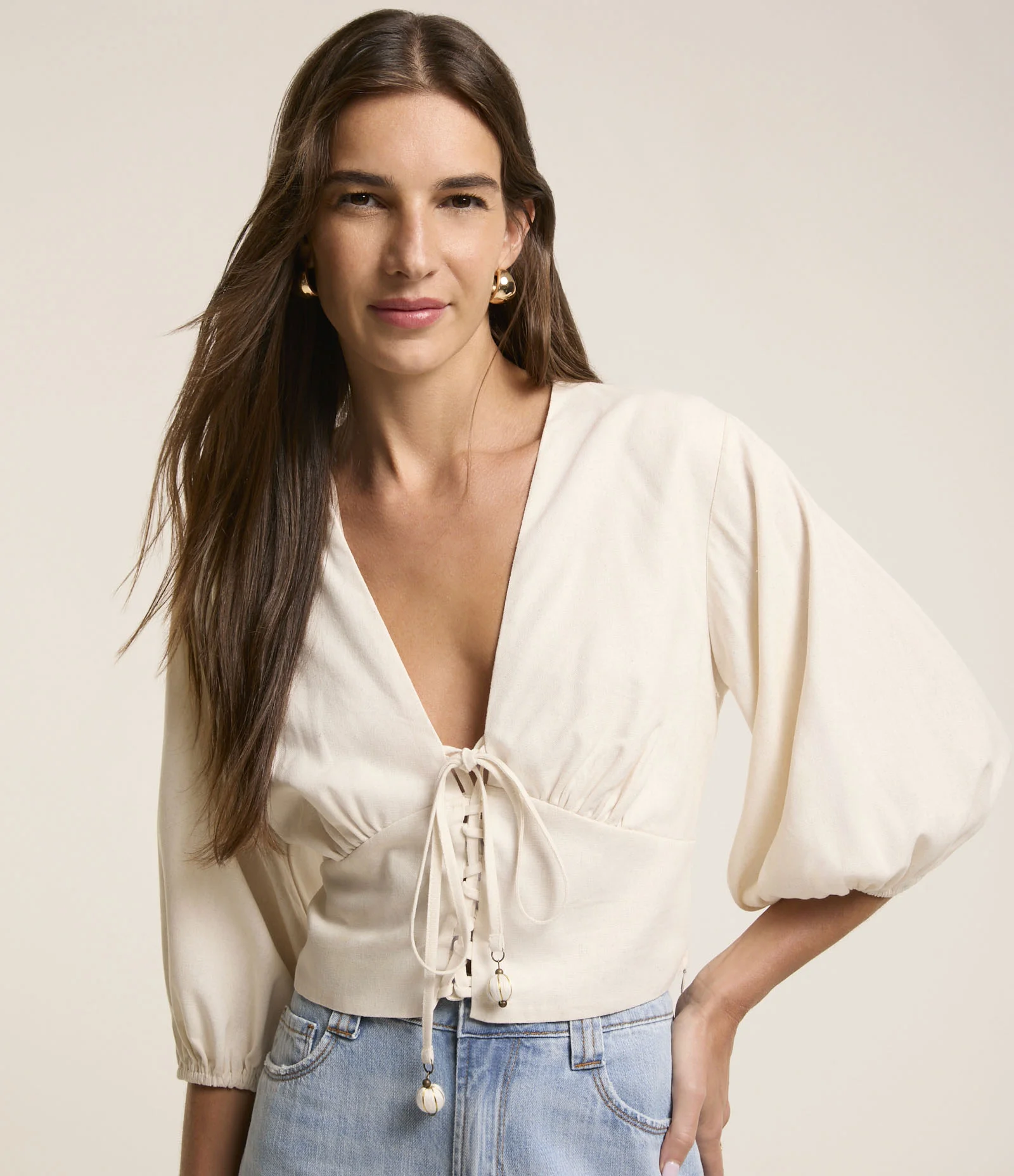 Blusa em Viscolinho com Manga 3/4 Bufante 1