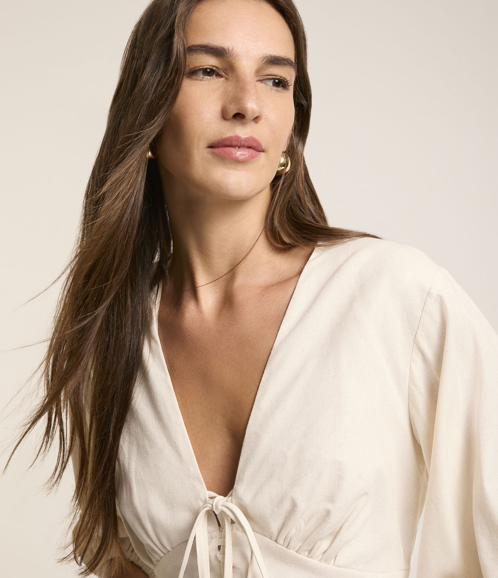 Blusa em Viscolinho com Manga 3/4 Bufante 4