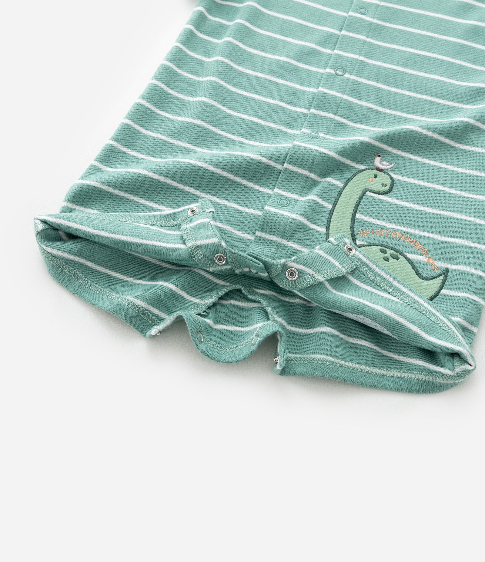 Macaquinho Infantil em  Suedine Listrado com Estampa Bordada de Dinossauro - Tam 0 a 18 Meses Verde 7